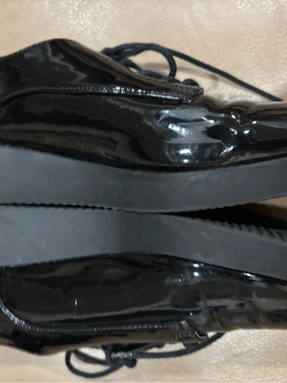 Madden Girl Black Patent Lace-Up minimalist sleek Oxfords - Picture 4 of 7